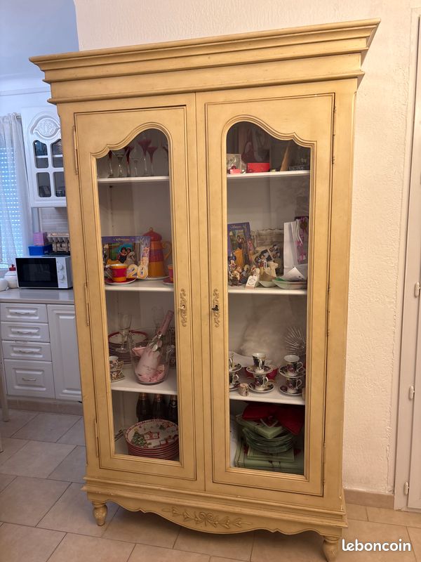 Meuble interior (image 1)