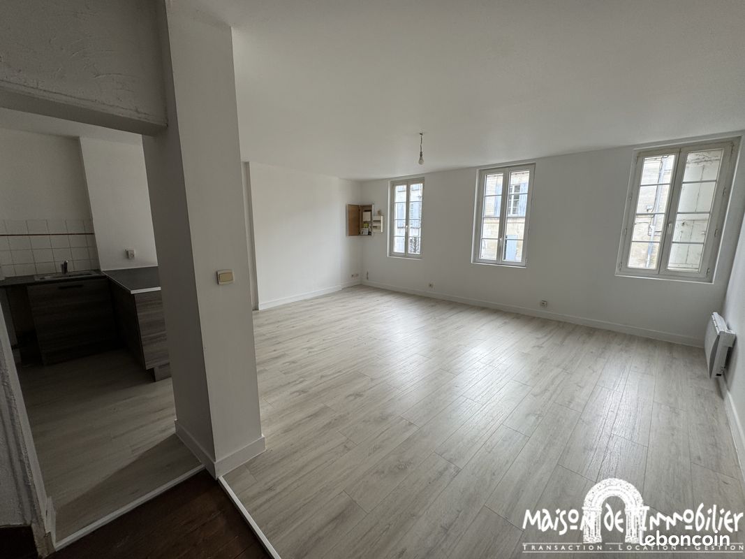 Immeuble 4 pièces 106 m² · à Cognac · 106 m² · 144 450 €