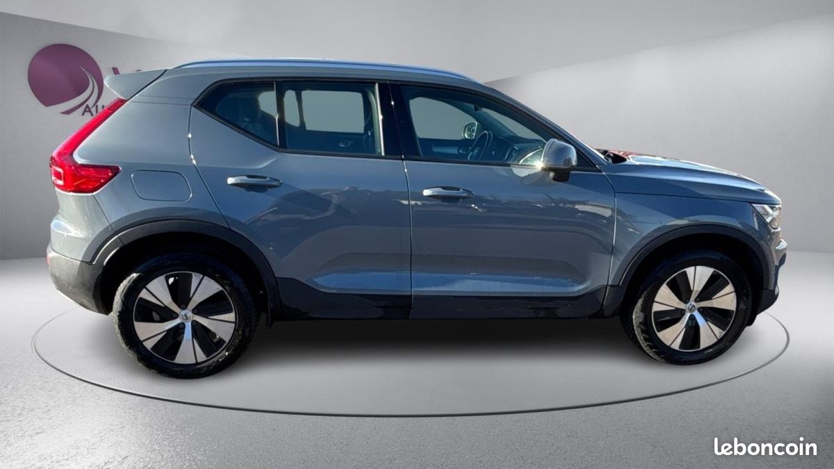 Volvo XC40 BUSINESS T2 129 ch Geartronic 8 Momentum (image 7)
