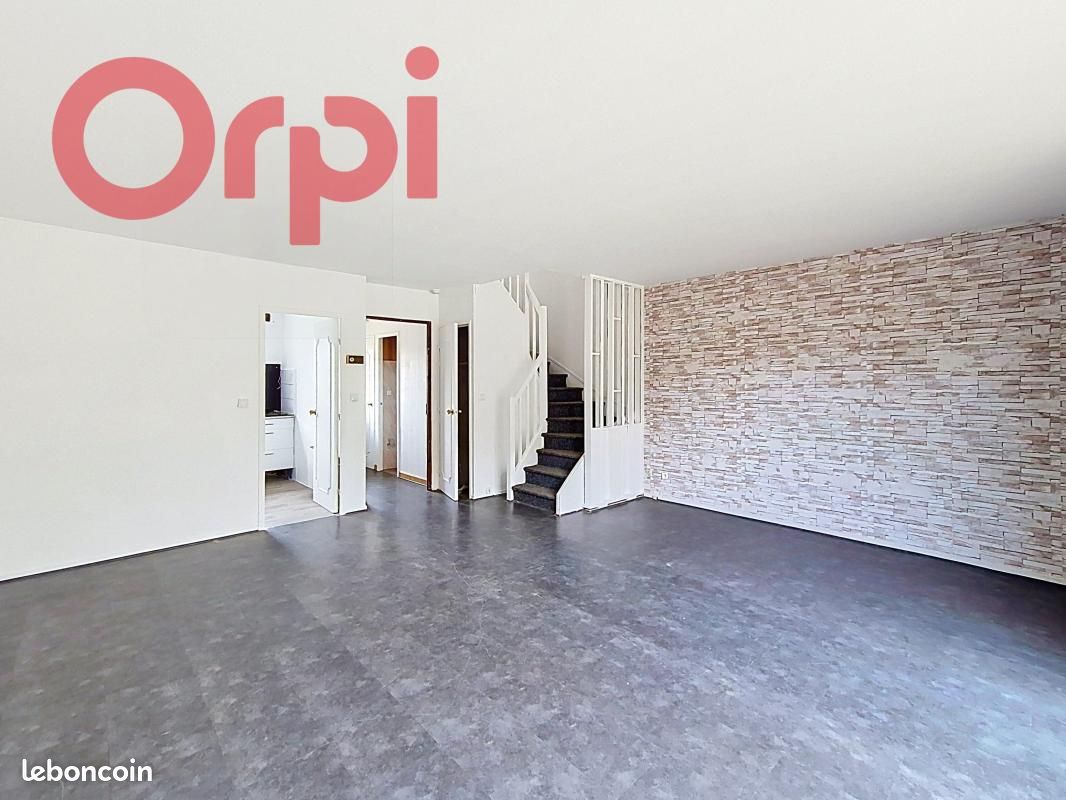 Maison 4 pièces 82 m² · à Saint-Germain-lès-Corbeil · 82 m² · 233 000 €