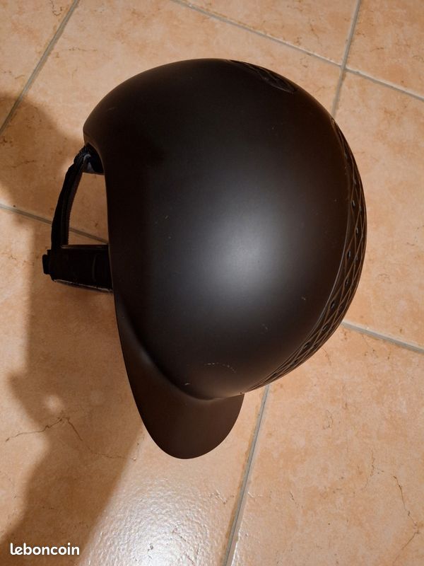 Casque équitation 55cm. TB état (image 6)