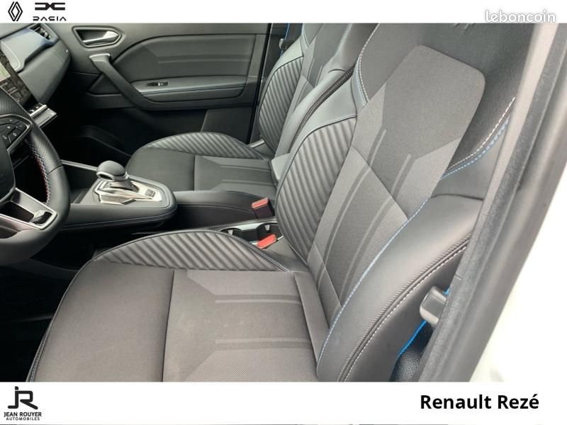 Renault Captur 1.6 E-Tech full hybrid 145ch esprit Alpine (image 8)