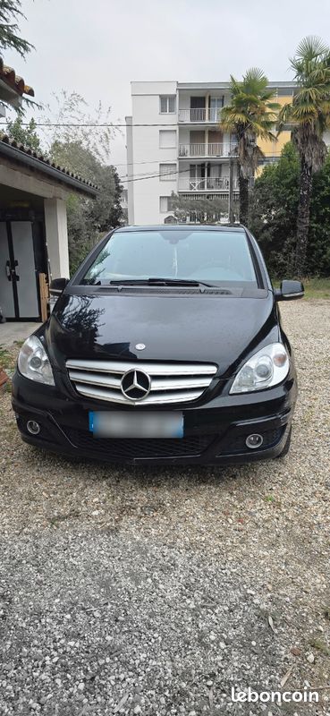 B200 w245 (image 3)