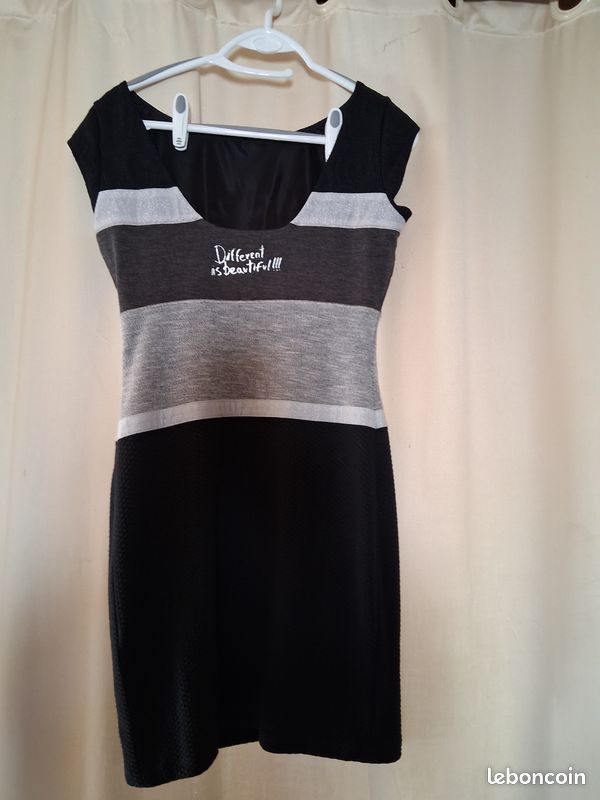Robe desigual (image 2)