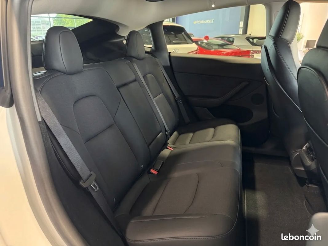 TESLA Model Y 279ch Standard Range - 2024 - Première main - 37 000 km (image 9)