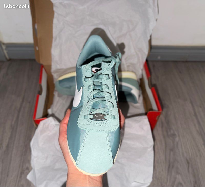 Basket Nike Cortez pointure 40 (image 3)