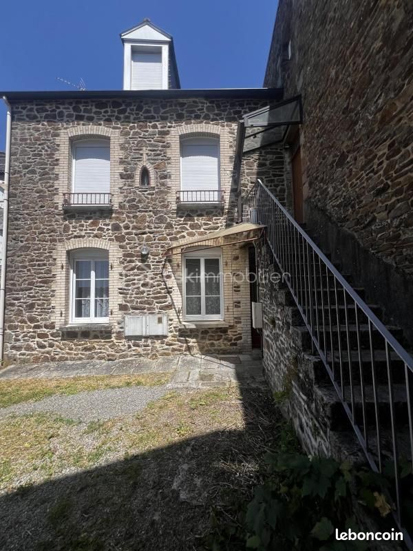 Maison 5 pièces 88 m² · à Fougères · 88 m² · 175 000 €