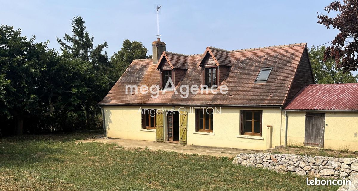 Maison 5 pièces 95 m² · à Beaumont-sur-Sarthe · 95 m² · 135 000 €