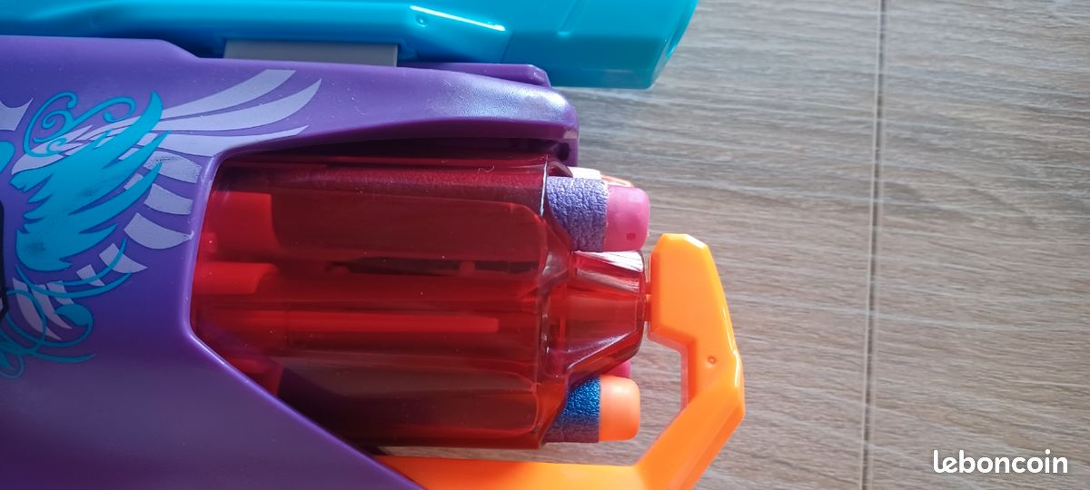 Lot pistolets+ cible NERF (image 8)