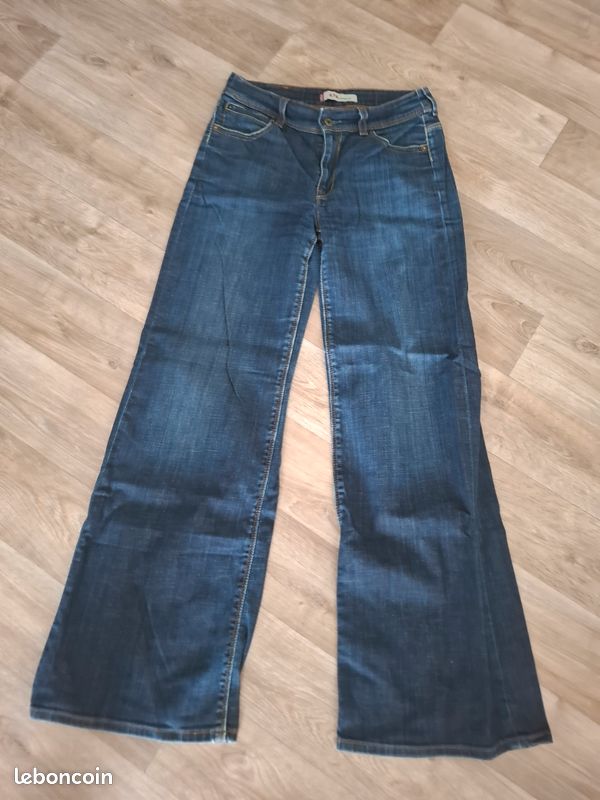 Jean bleu marine femme taille 30x32 (équivalent taille 38) marque - Main Image