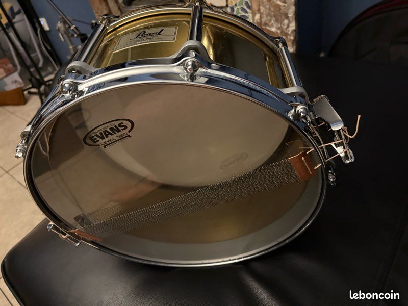 Caisse claire Pearl Free loating 14x6,5 laiton (image 10)