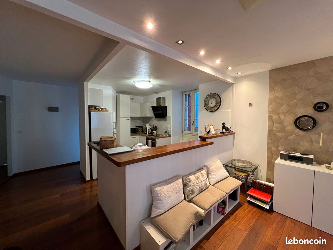 Appartement 4 pièces 94 m² · à Caylus · 94 m² · 145 000 €