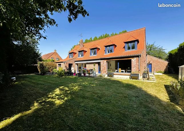 Maison 7 pièces 258 m²