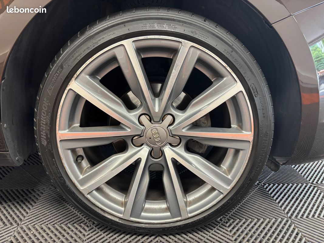 AUDI A1 SPORTBACK 1.6 TDI 90 Ch AMBIENTE S-TRONIC BVA (image 17)