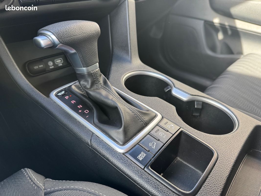 KIA Sportage 1.7 CRDI 140CH PRO ACTIVE 4X2 DCT BVA – CAMÉRA DE RECUL – APPLE CARPLAY – DRIVE MODE (image 22)