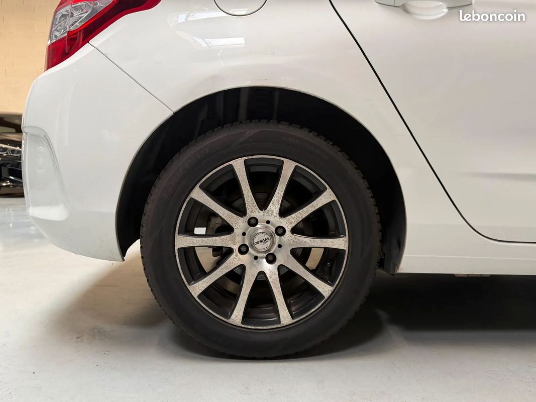 CITROEN C4 1.6 VTi 120ch Confort - Origine France - 2eme main - Moteur à chaine - Ethanol - Clim Auto - Bluetooth - Radar de recul (image 21)