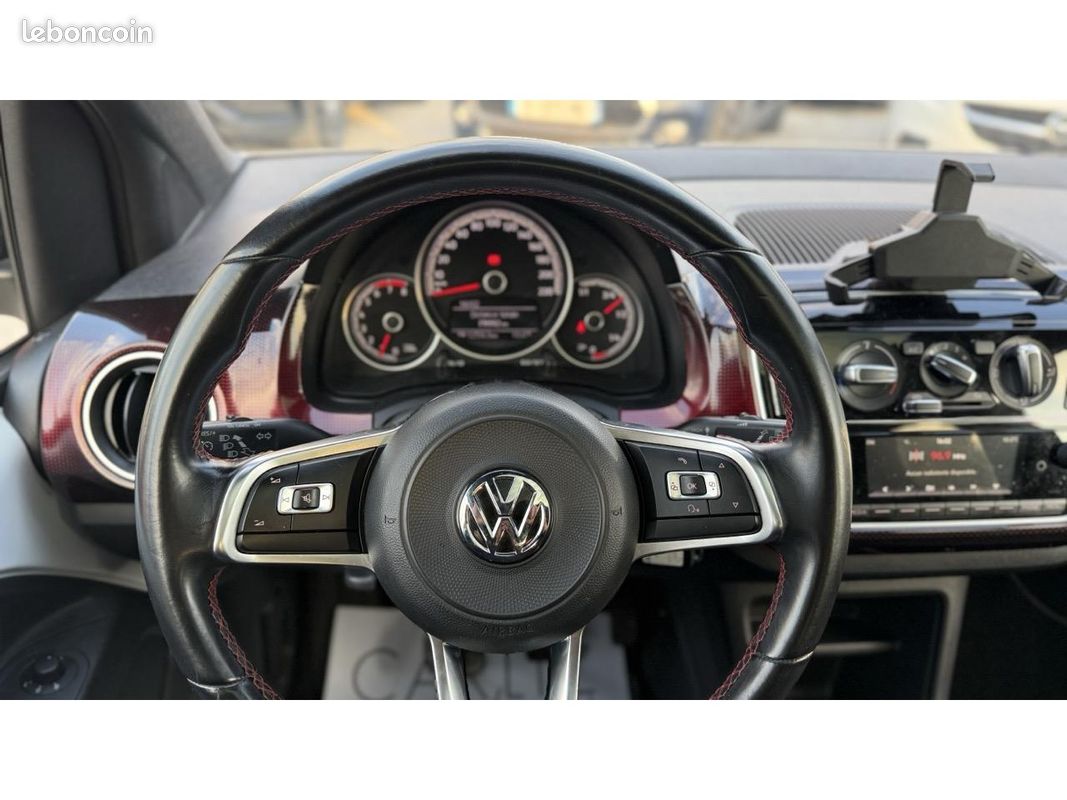 VOLKSWAGEN UP 1.0 TSI BlueMotion 115cv GTI Boite 6 (image 22)
