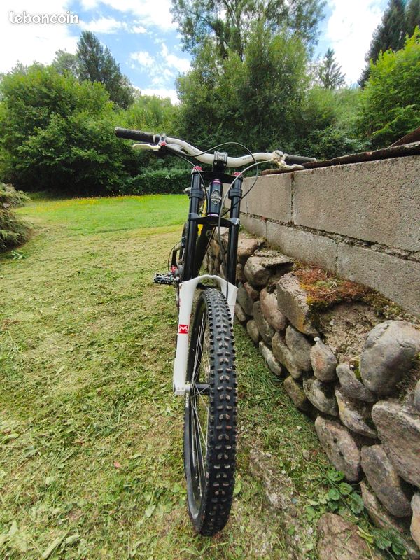 Yeti dh 9 (image 3)