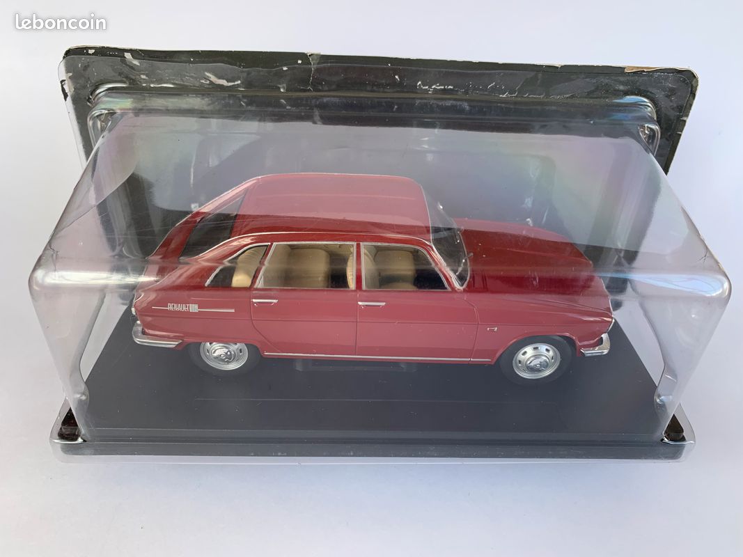 Miniature Renault 16 1965 – Bleu Métallisé – Échelle 1/24 – WhiteBox – Collection