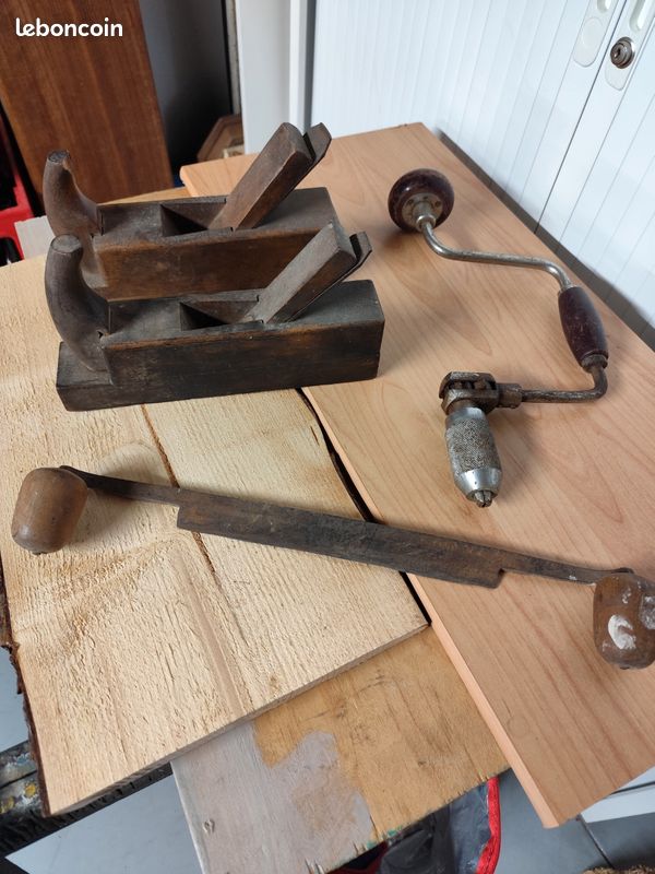 n° 59 OLD TOOL / OUTIL ANCIEN Belle plane de Menuiserie