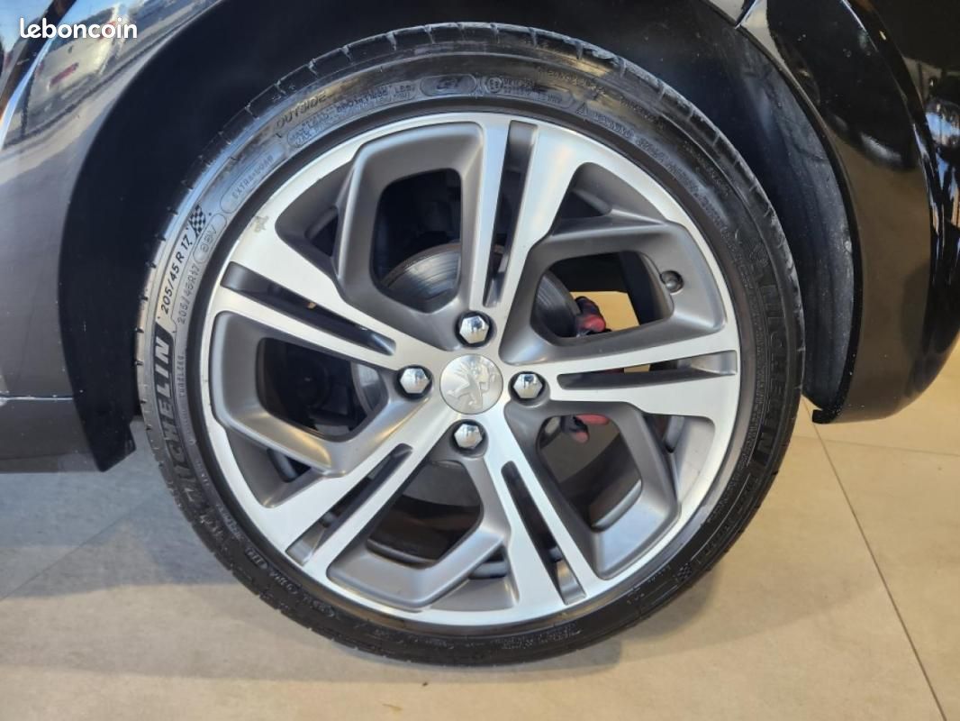 Peugeot 208 GTi 1.6L THP S&S - CH (image 16)