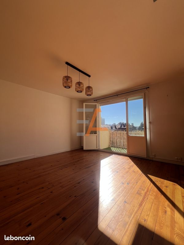 Appartement 3 pièces 51 m² · à Saint-Étienne · 51 m² · 74 000 €