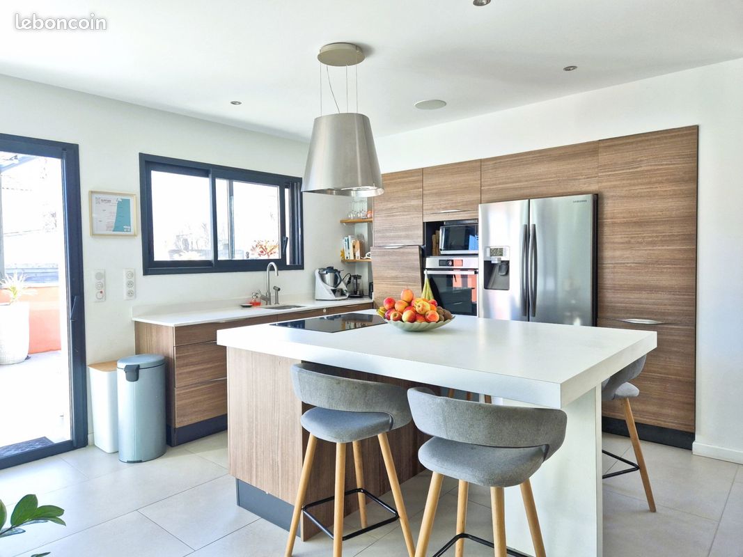 Maison 8 pièces 112 m² · à Frontignan · 112 m² · 1 700 €