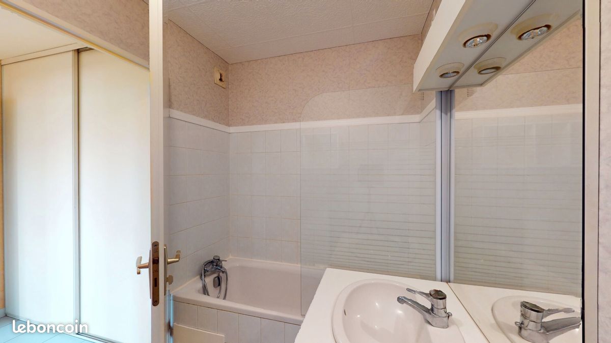 Appartement a louer besancon - 4 pièce(s) - 82 m2 - Surfyn