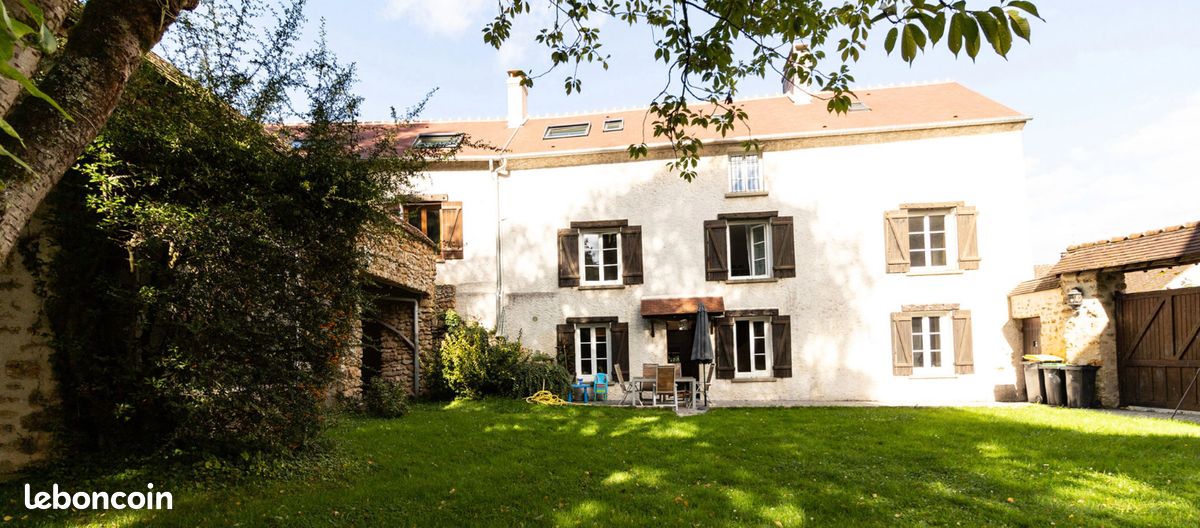 Maison 7 pièces 196 m² · à Frémainville · 196 m² · 2 200 €/mois