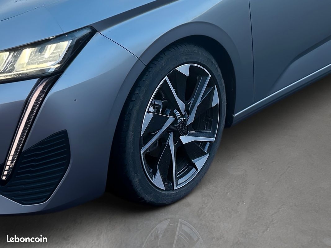 Peugeot 308 ALLURE PACK ESSENCE 130 CV EAT8 (image 4)