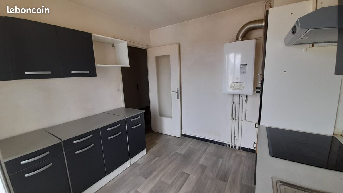 Appartement 4 pièces 63 m² · à Saint-Martin-d'Hères · 63 m² · 770 €
