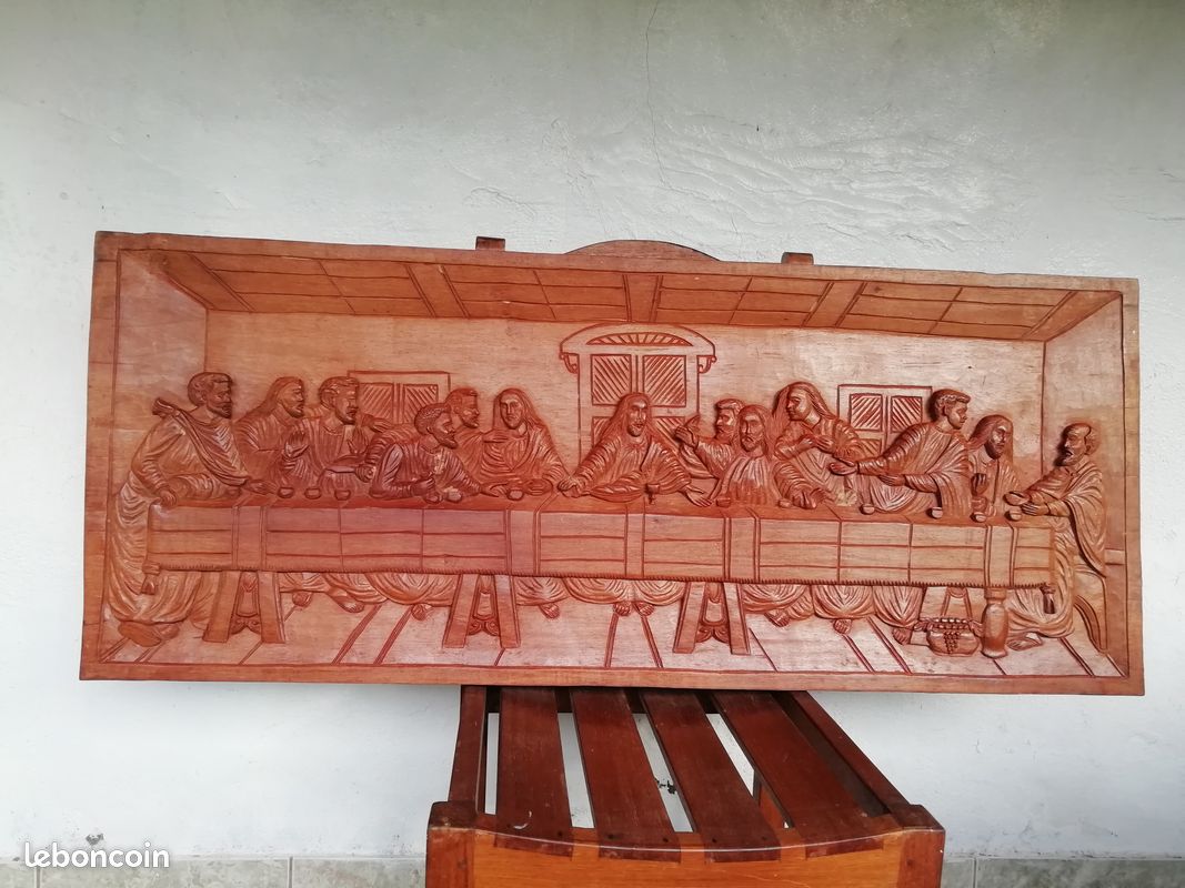 Fresque repas de jésus sculptée en bois de palissandre (image 1)
