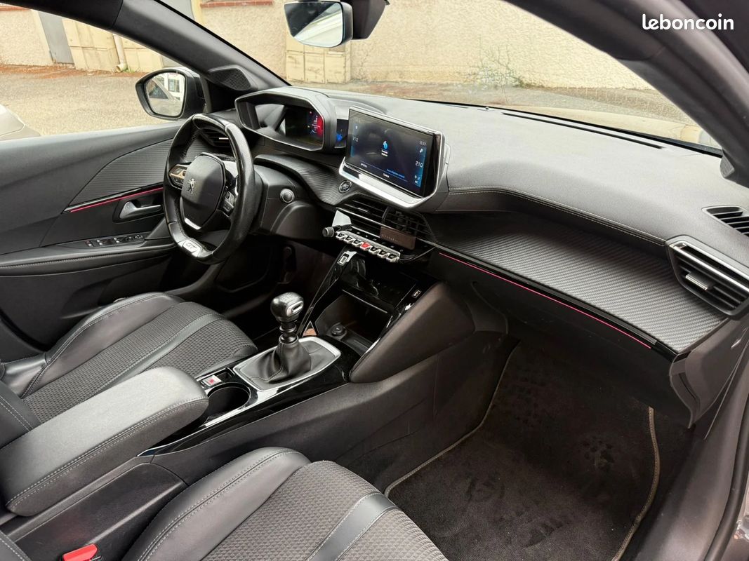 PEUGEOT 208 BlueHDi 100 S&S BVM6 GT (image 12)