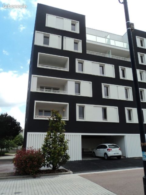 Appartement 2 pièces 48 m² · à Cenon · 48 m² · 734 €/mois