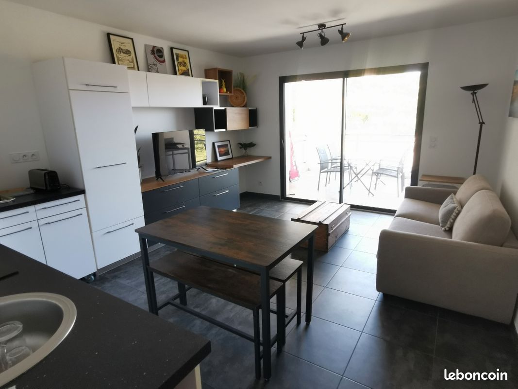 Appartement 2 pièces 40 m² · à Bastia · 40 m² · 850 €