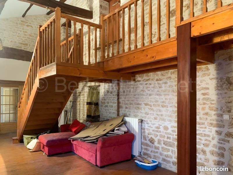 Maison 9 pièces 324 m² - Chef-Boutonne 79110 (image principale 5)