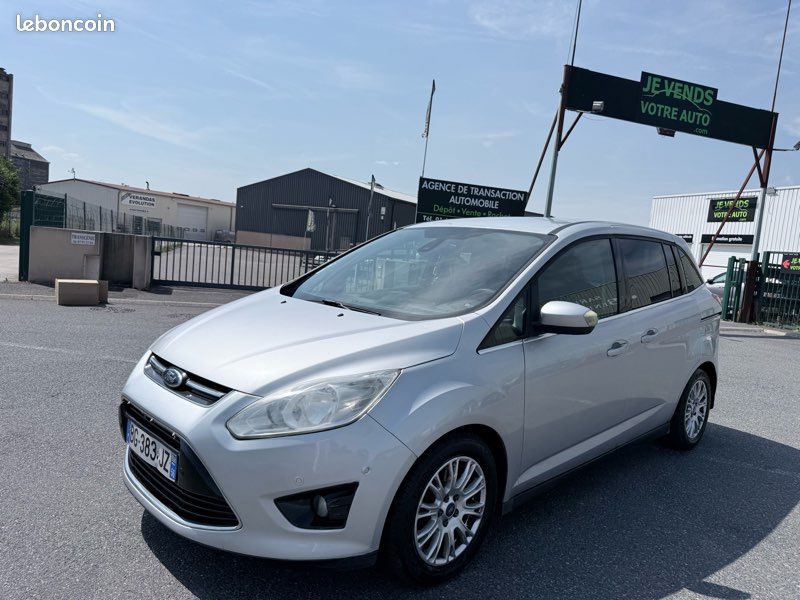 Ford Grand c Max 1.6l titanuim 121000 km fulls options garantie, 15 mois (image 1)