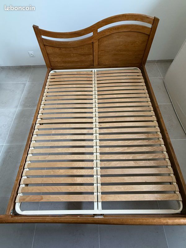 Ensemble lit en bois + sommier + table de chevet (image 1)