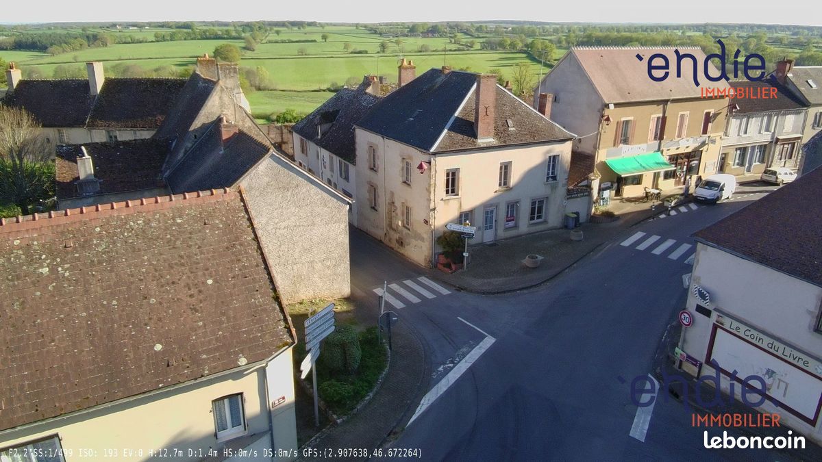 Maison 10 pièces 157 m² · à Couleuvre · 157 m² · 39 500 €