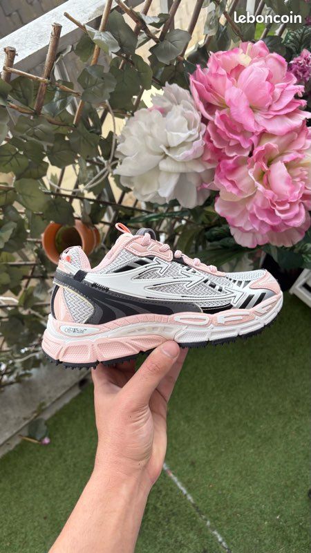 Off white (image 5)
