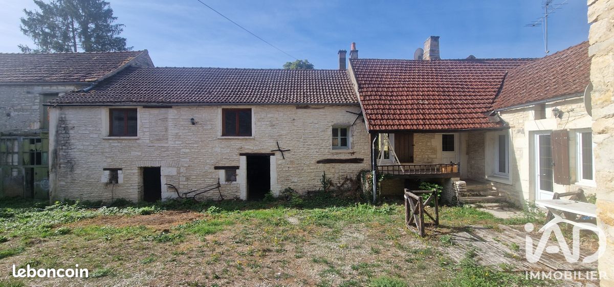 Maison 5 pièces 130 m² · à Tanlay · 130 m² · 89 000 €