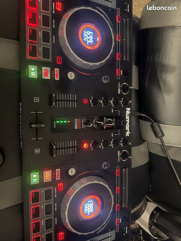 Je vends mon contrôleur Dj NUMARK MIX TRACK PLATINUM (image 6)