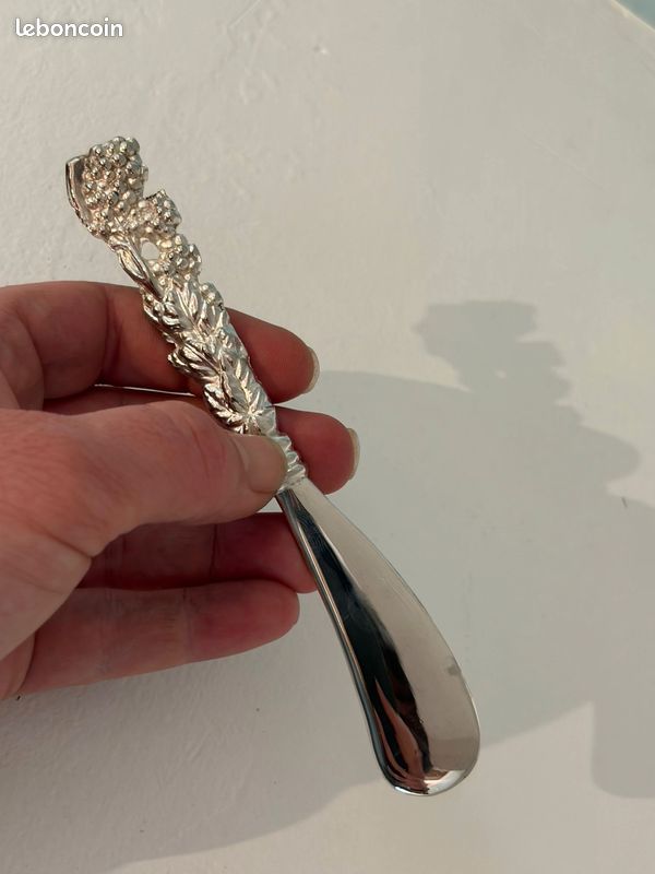 1 CUILLÈRE À oeuf / moutarde SFAM modèle RUBANS ART DECO métal argenté