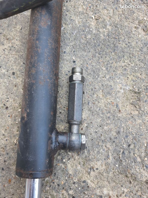 Verrin hydraulique (image 2)