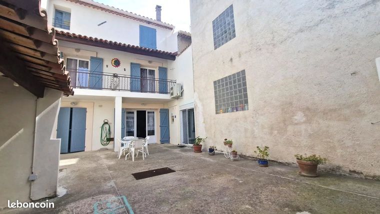 Maison de village 10 pièces 275 m²