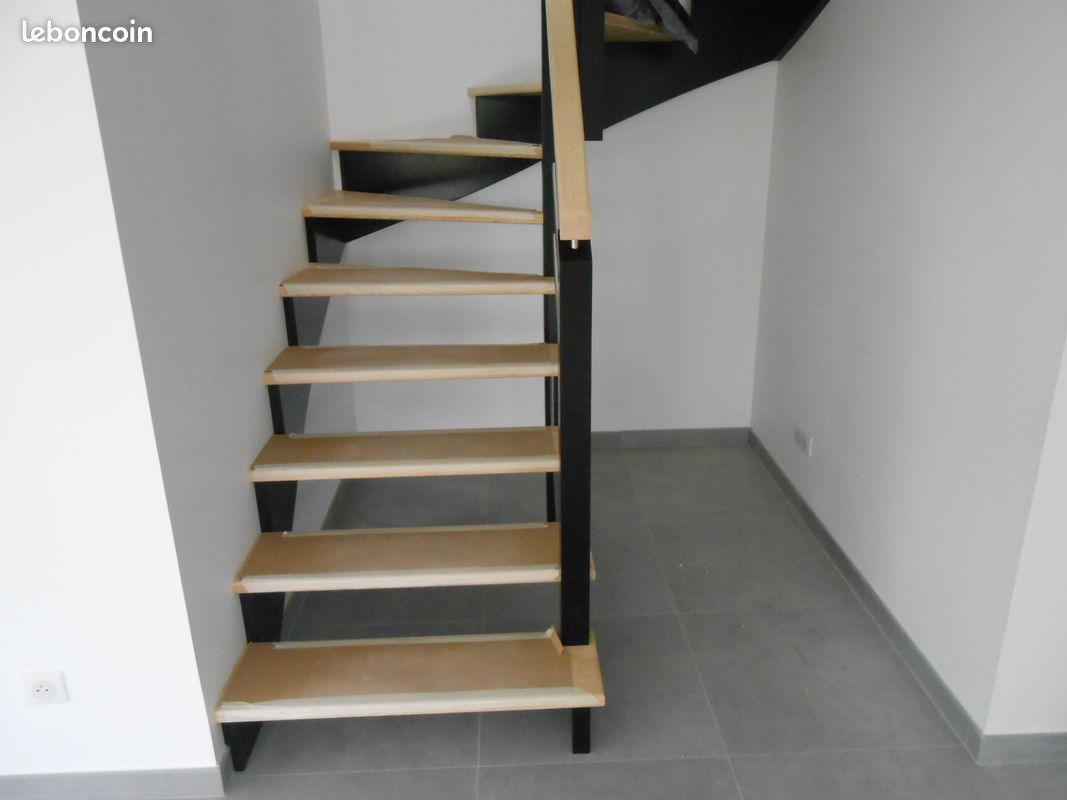 Marches d' escalier (image 1)