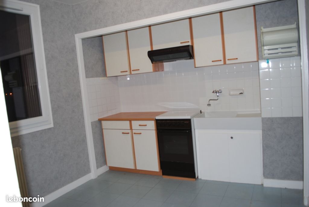 Appartement 2 pièces 27 m² · à Clermont-Ferrand · 27 m² · 535 €