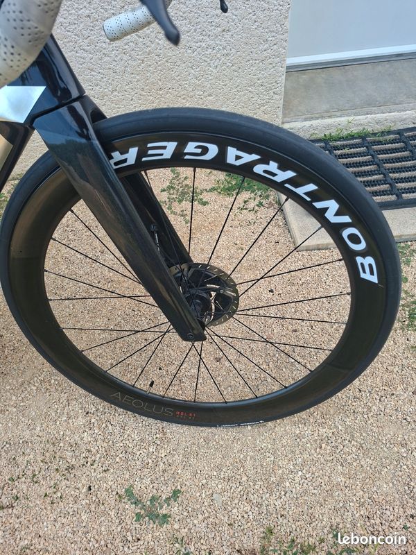 Vélo route carbone Trek Madone SLR6 2022 (image 11)