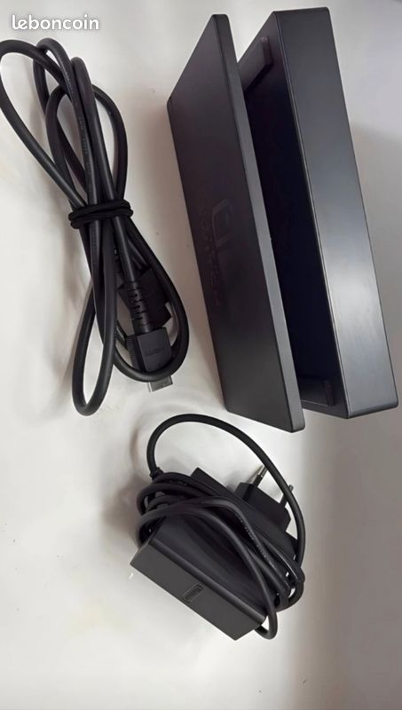 Switch (image 2)
