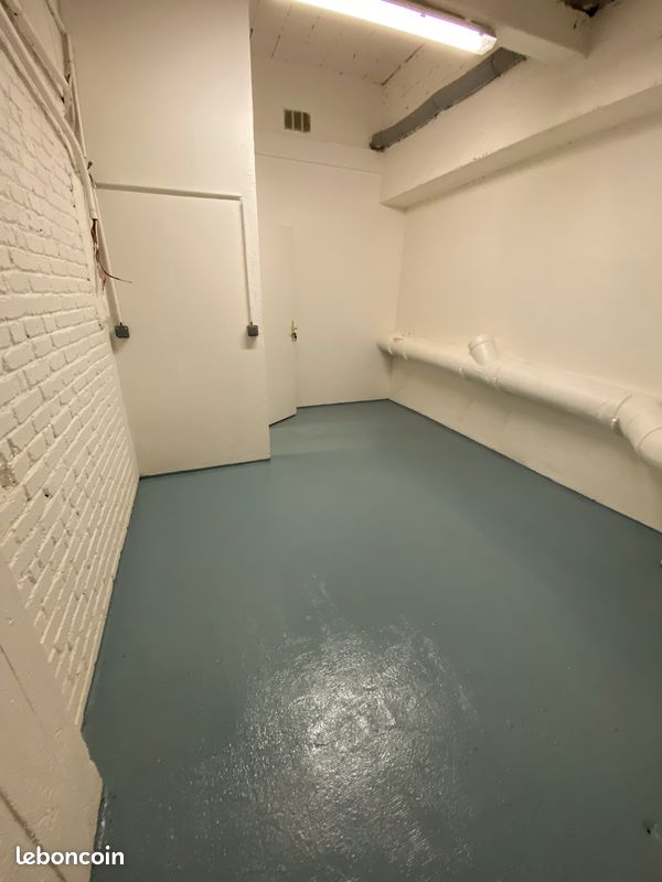 Local commercial 1 pièce 16 m² · à Paris · 16 m² · 510 €/mois